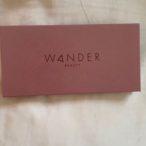 Wander beauty pallete